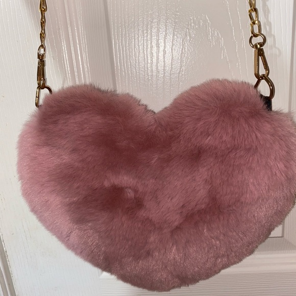 Handbags - Furry Heart Pink Purse